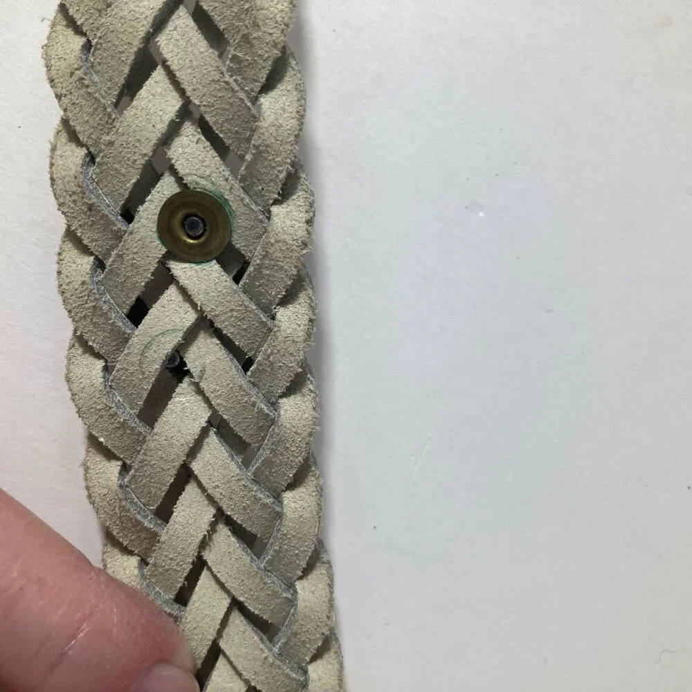 Womens Braided Leather Belt‎ Conch Medallions White Silver S Flaw